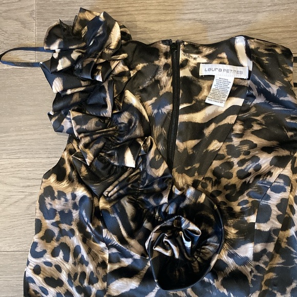 Animal Print Laura Petite Dress - Picture 4 of 11